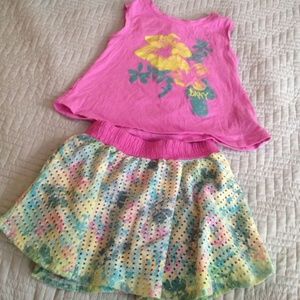 Little Dkny skirt and top set.